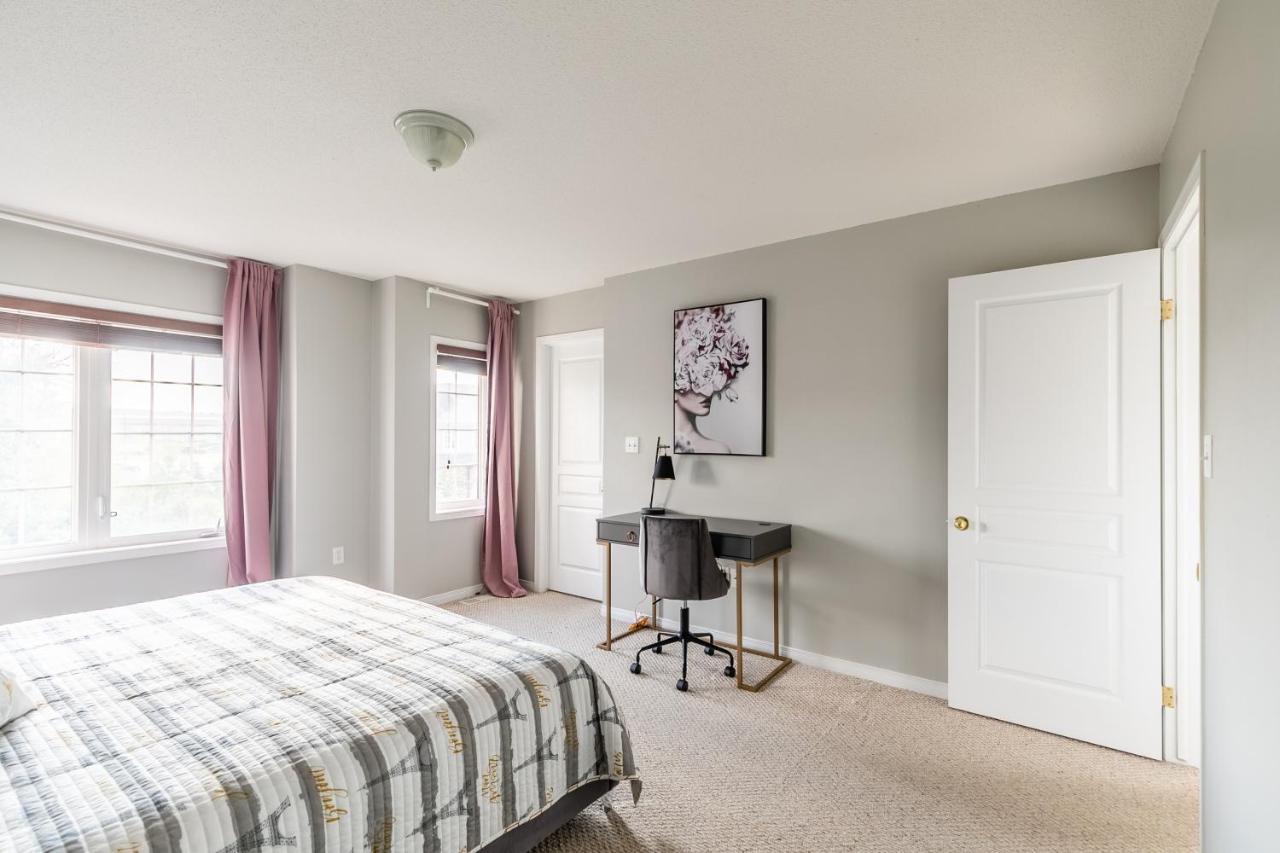 Luxury 3Br 2Ba Townhome With Private Hot Tub, Gym, Bbq By Globalstay Hamilton Exterior photo